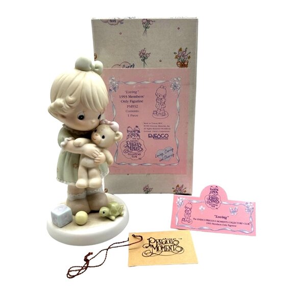 Precious Moments Loving 1993 Members Only Figurine Girl with Teddy Bear Gift - Picture 1 of 7